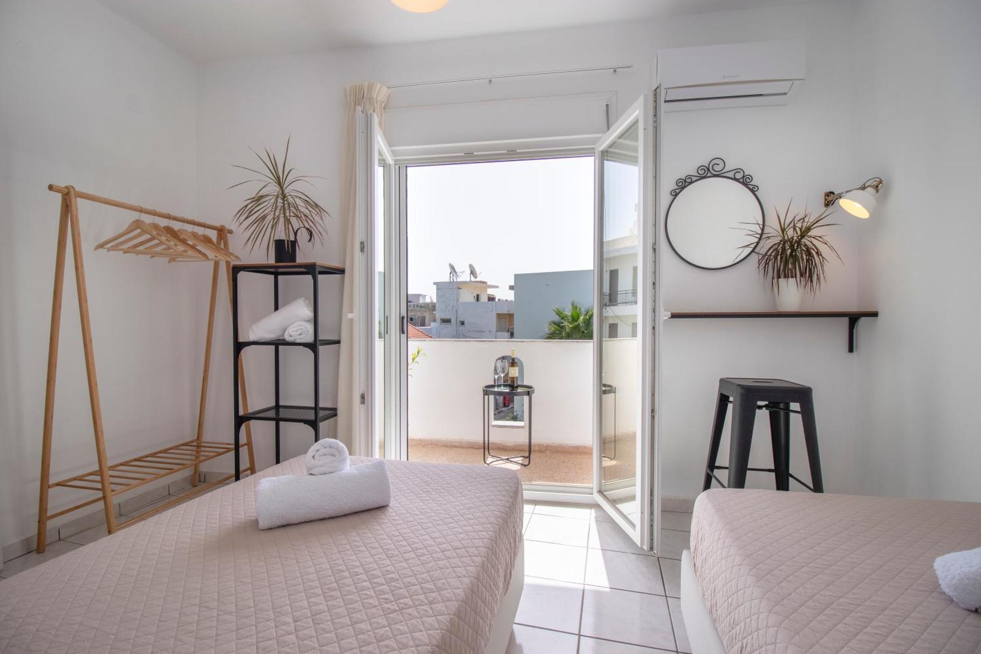 Babilia Central Appartment Suites Limenas Hersonisou Herszonisszosz Kültér fotó
